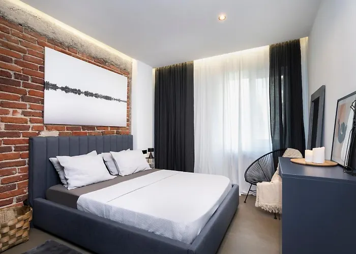 Lozenets Modern Tranquil & София