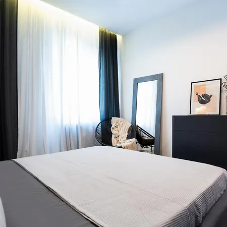 Lozenets Modern Tranquil & Apartament